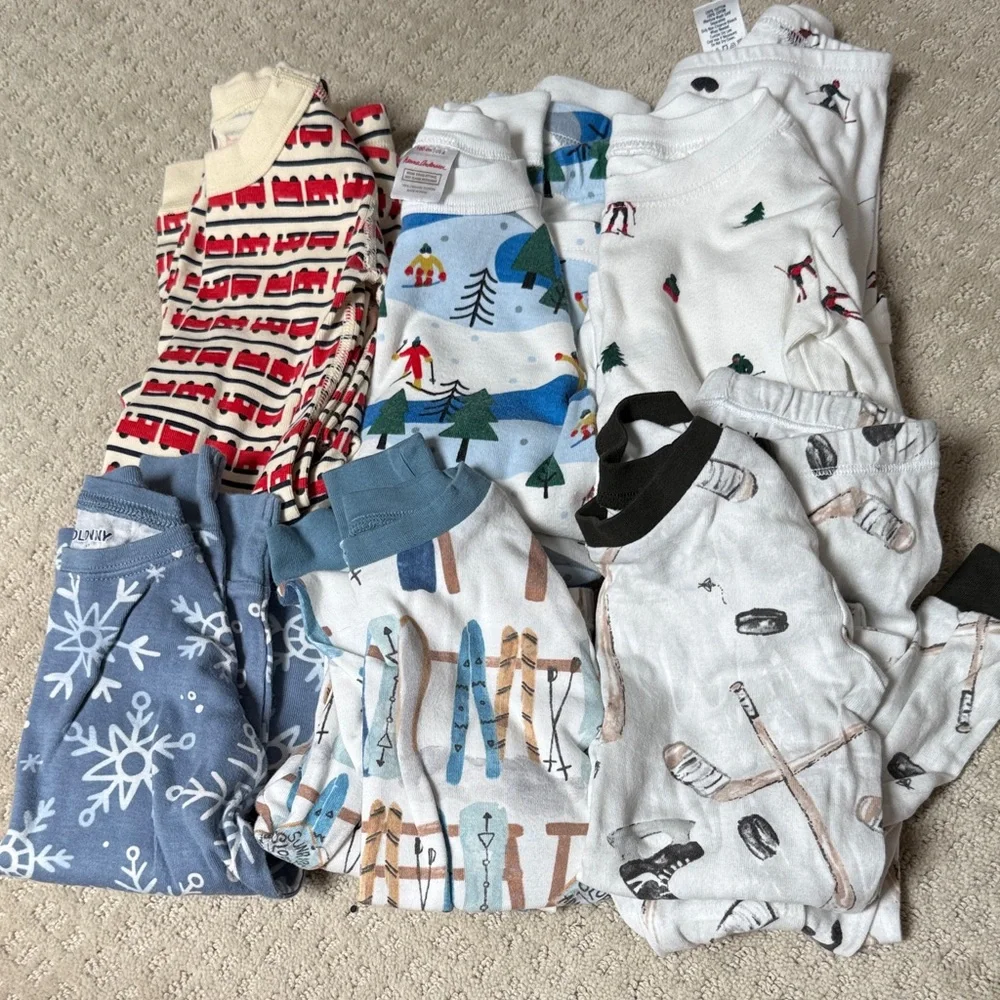 Mixed Holiday & Winter Kids Pajama Bundle - Snowflakes, Skis, Hockey, Trees